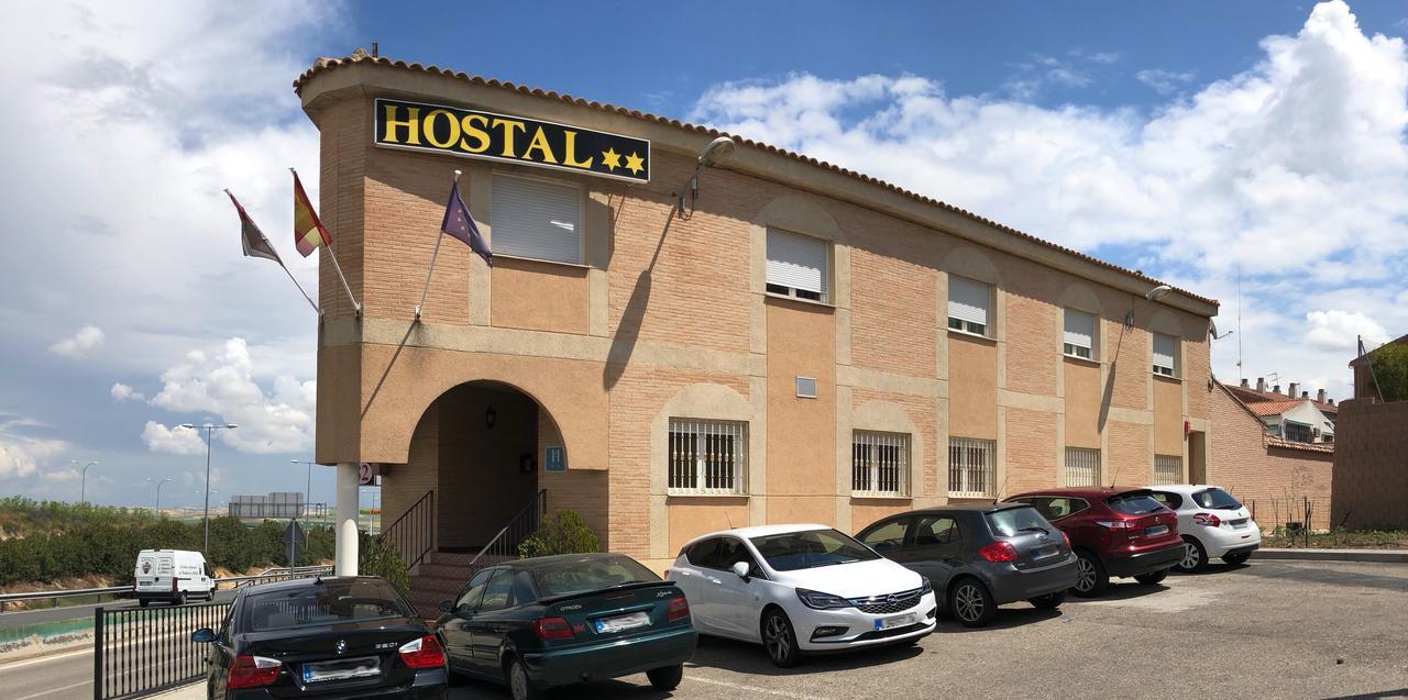 Hostal 82 Olías del Rey Exterior foto